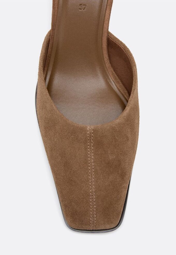 Mules i skinn med lav hæl