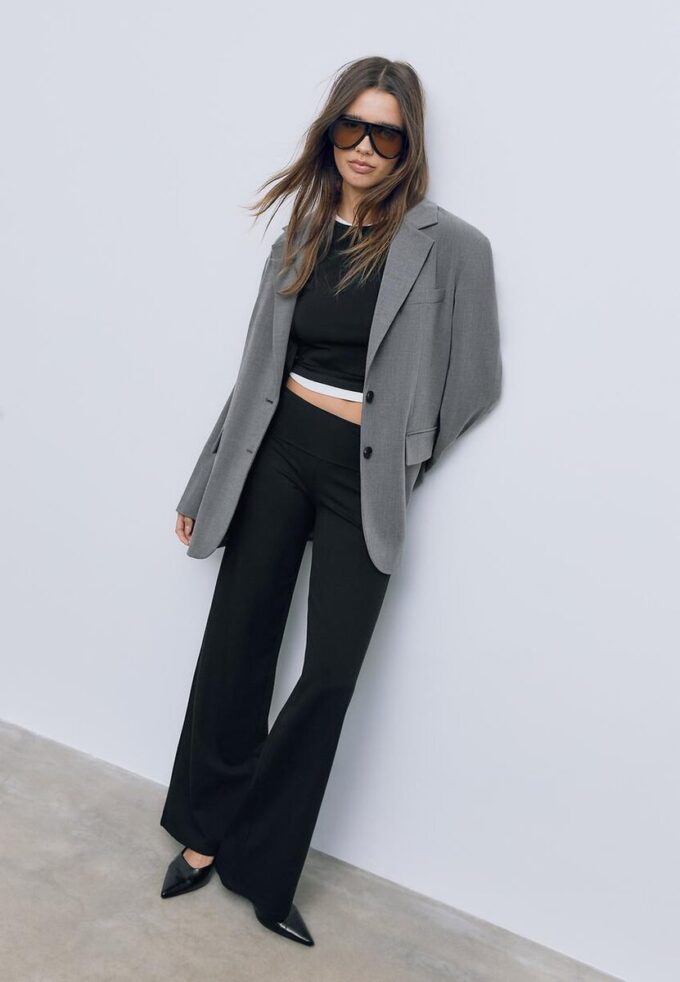 Nettbukser med brettet linning