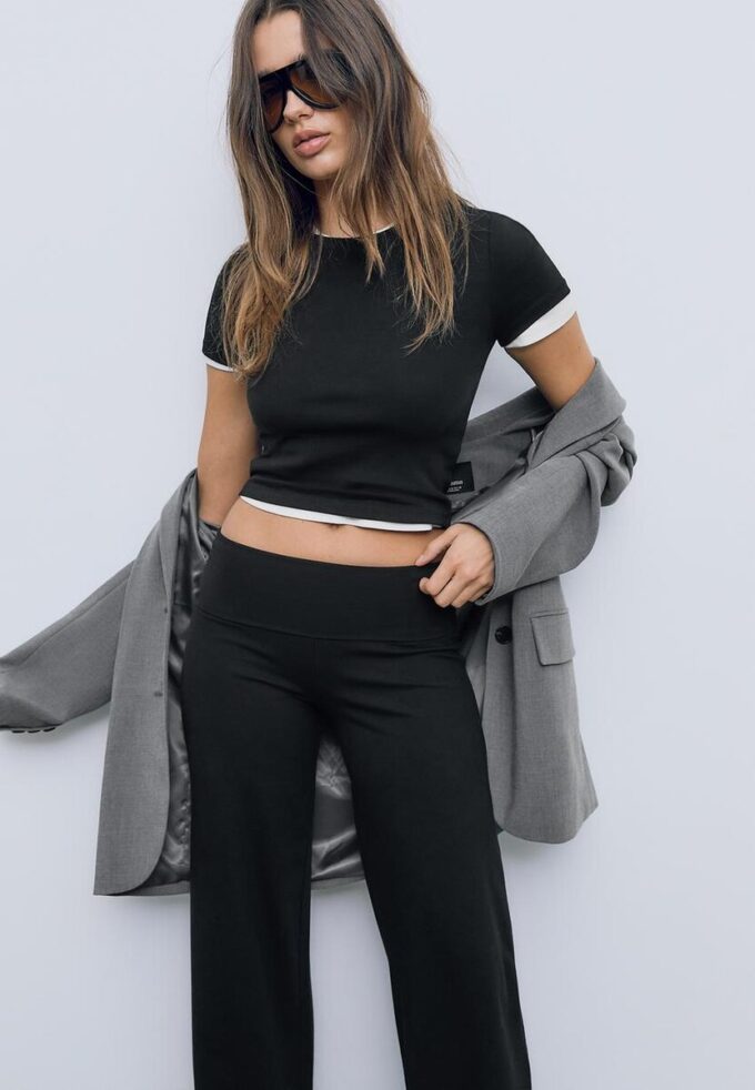 Nettbukser med brettet linning