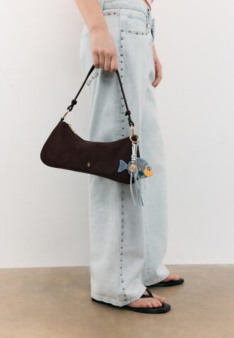 Nøkkelring med fiskesmykke og perler