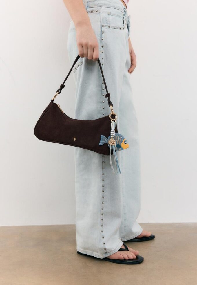 Nøkkelring med fiskesmykke og perler