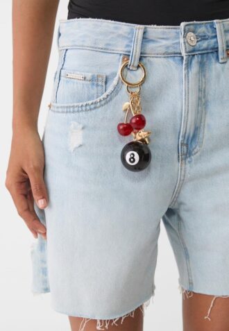 Nøkkelring med nummer 8-smykke