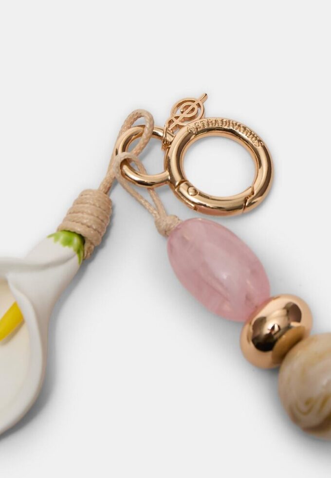 Nøkkelring med perlebesatt calla-lilje