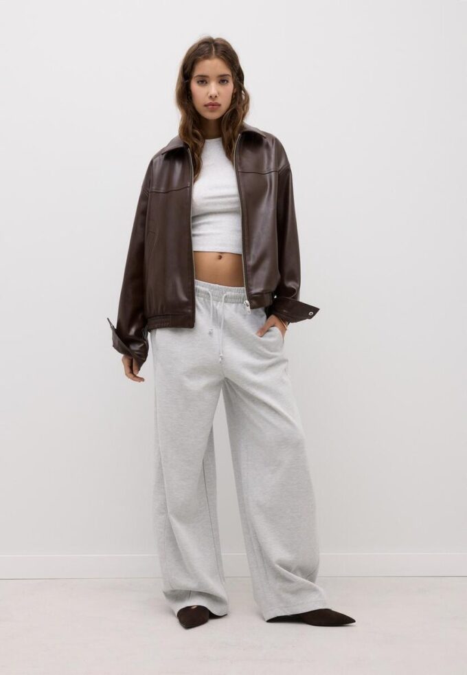 Oversize-jakke i skinnimitasjon