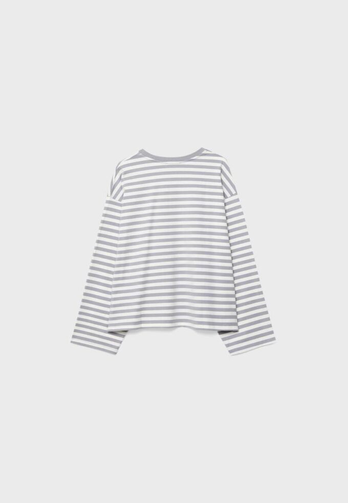 Oversize stripete T-skjorte med lange ermer