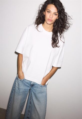 Oversize T-skjorte med korte ermer