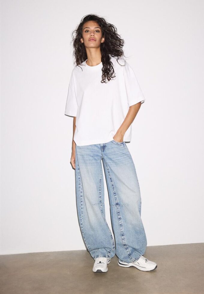 Oversize T-skjorte med korte ermer