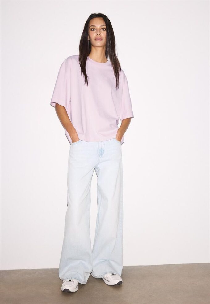 Oversize T-skjorte med korte ermer