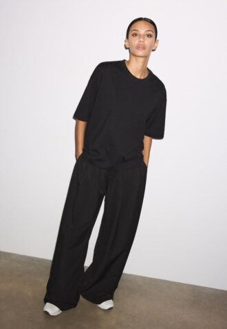 Oversize T-skjorte med korte ermer