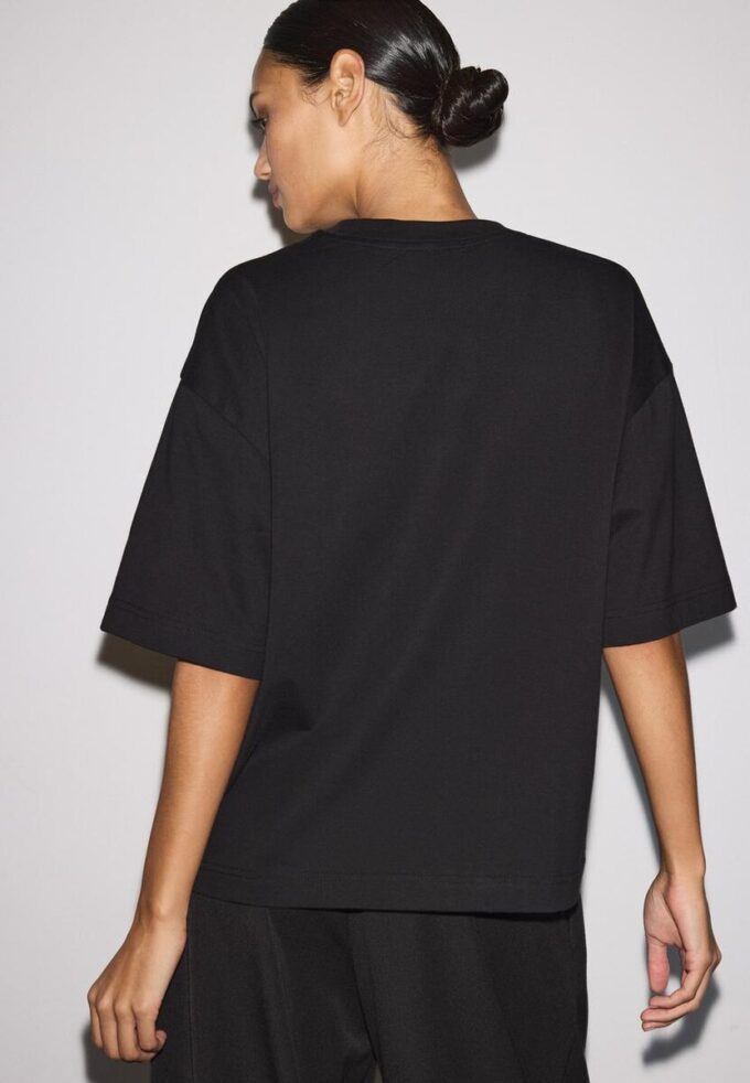 Oversize T-skjorte med korte ermer