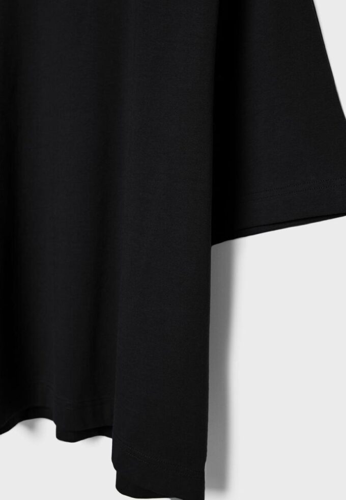 Oversize T-skjorte med korte ermer