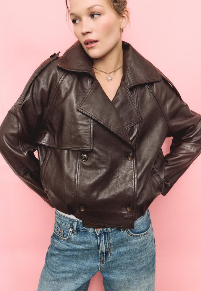 Oversize trenchcoat i 100 % skinn