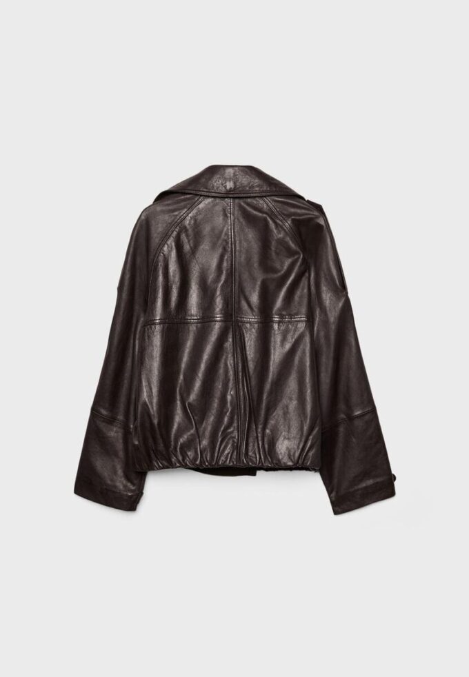 Oversize trenchcoat i 100 % skinn