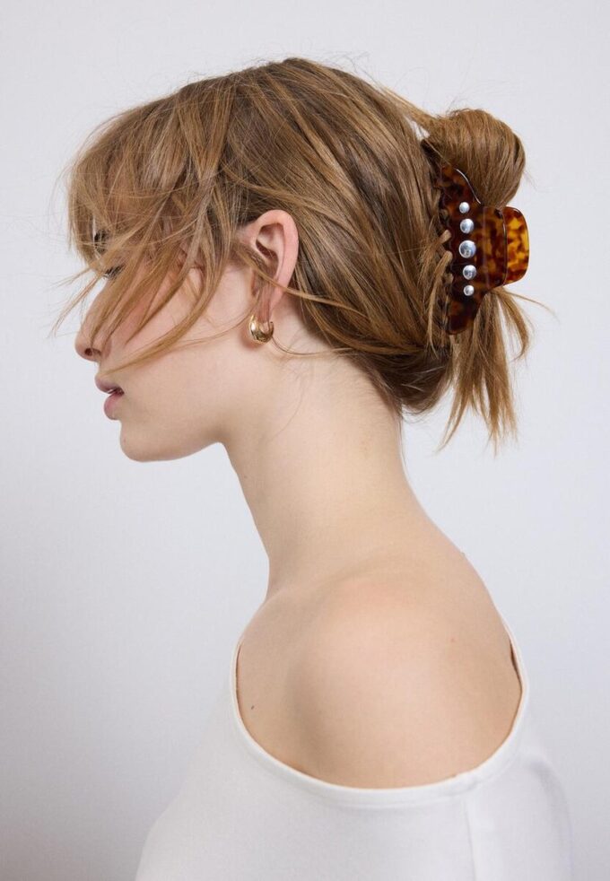 Pelsclips med nitter