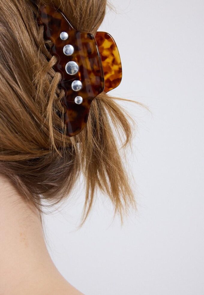 Pelsclips med nitter