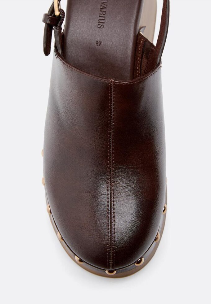 Platform-klogger med nitter