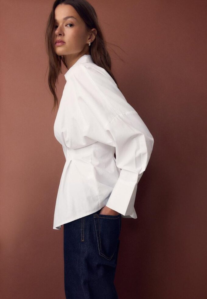 Poplin-skjorte med plissering