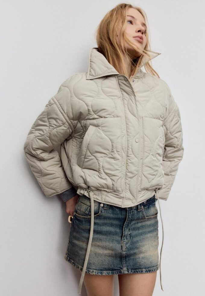 Pufferjakke med hette