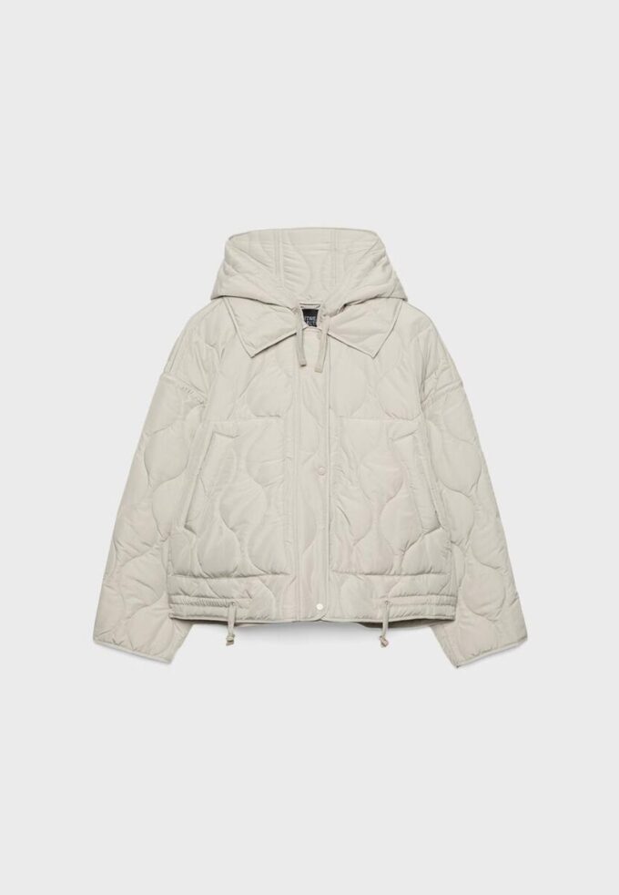 Pufferjakke med hette