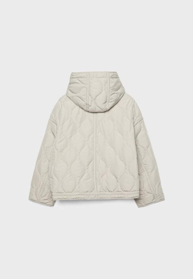 Pufferjakke med hette