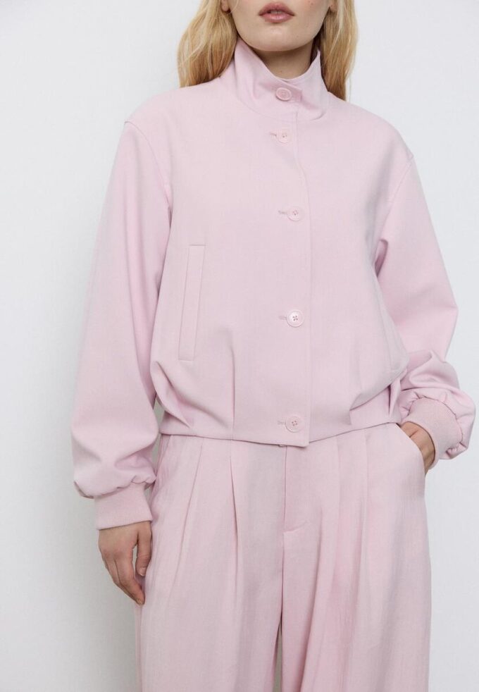 Puffjakke med høy hals