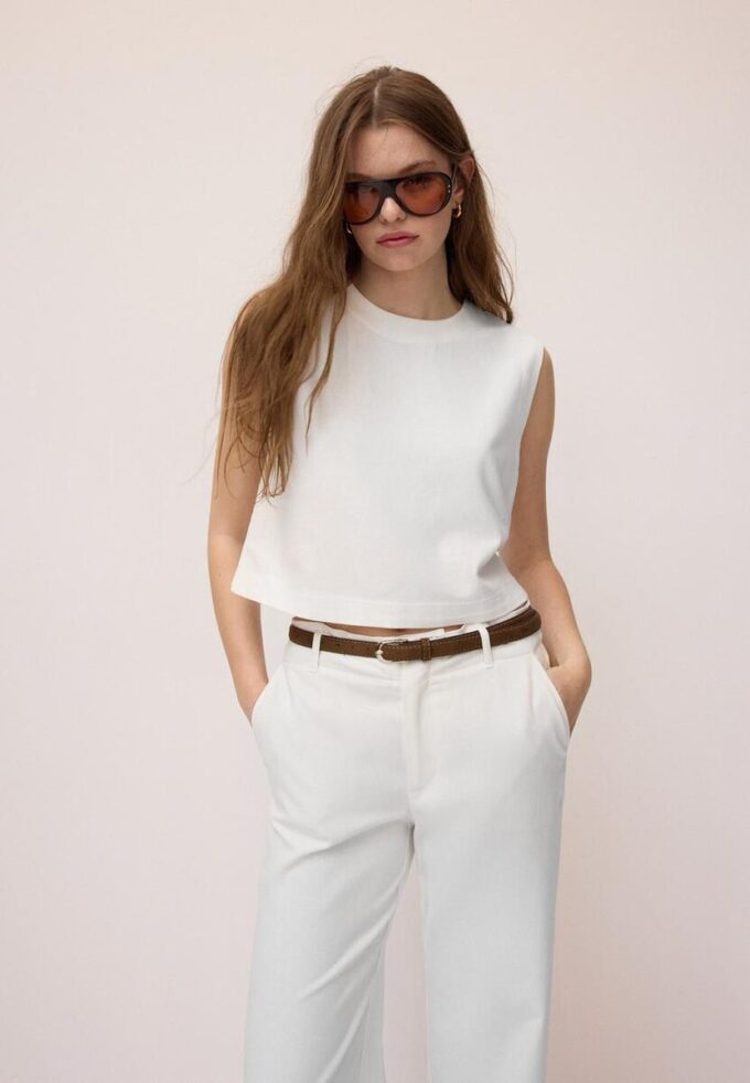 Racerback-topper med lin-effekt