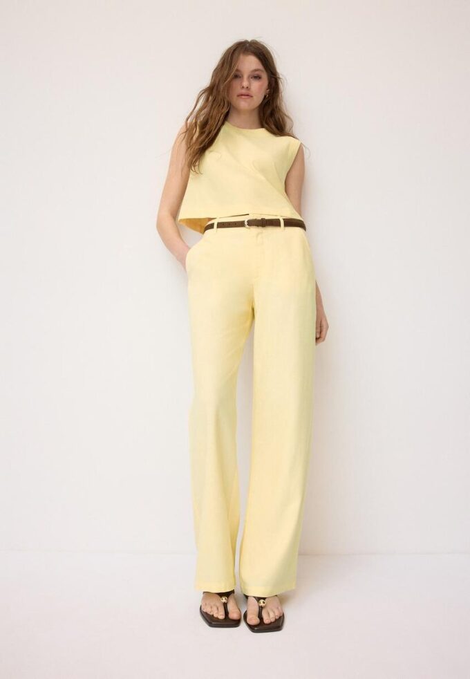 Racerback-topper med lin-effekt