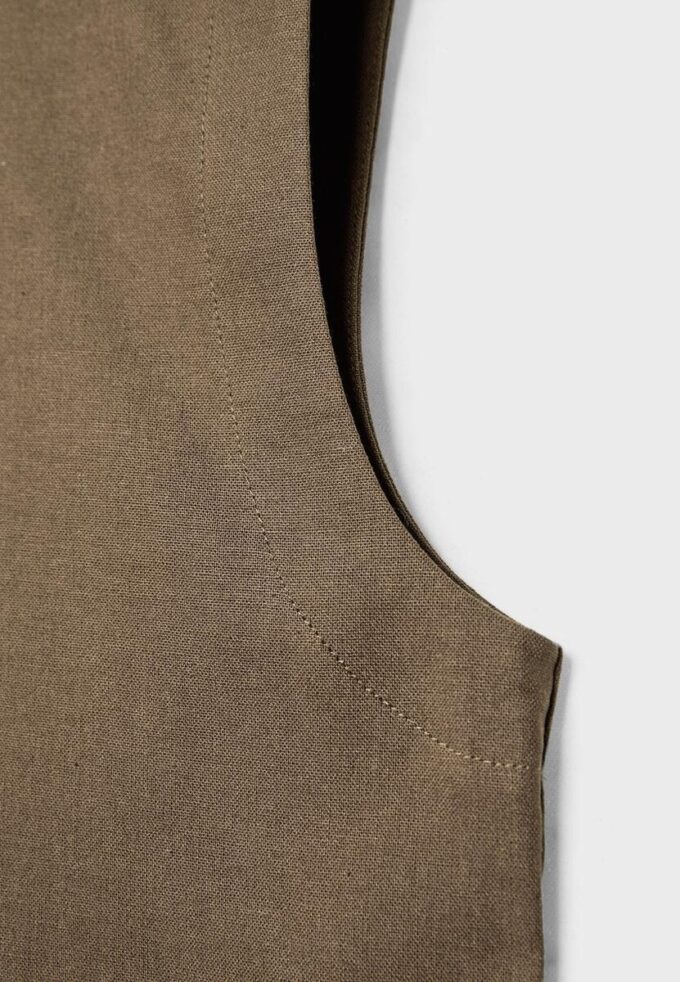 Racerback-topper med lin-effekt