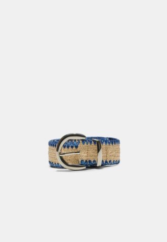 Raffiabelte med synlige sømmer