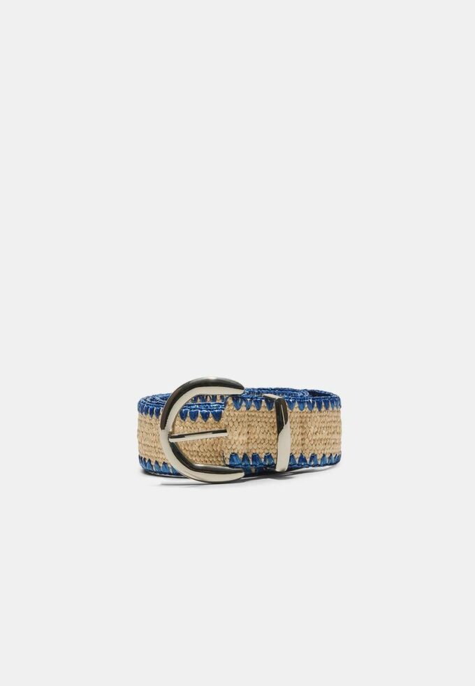 Raffiabelte med synlige sømmer