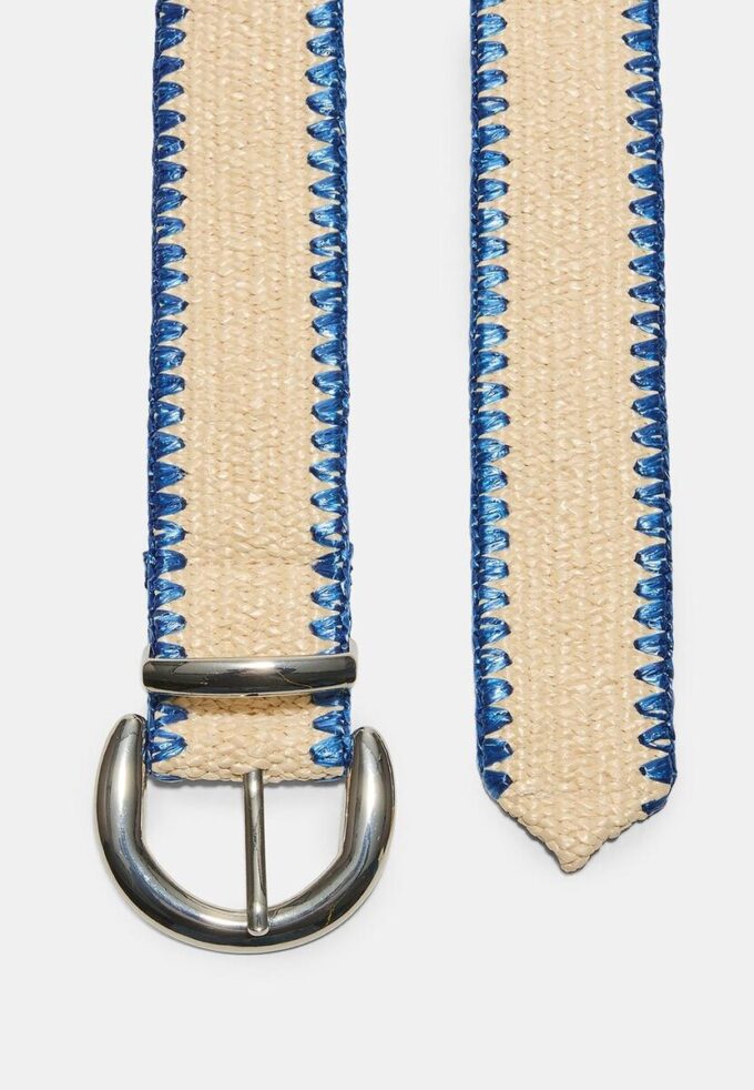 Raffiabelte med synlige sømmer