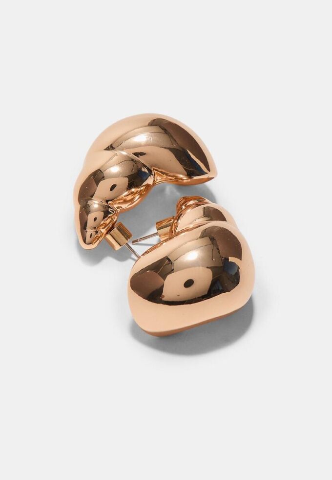 Øredobber i skjellform