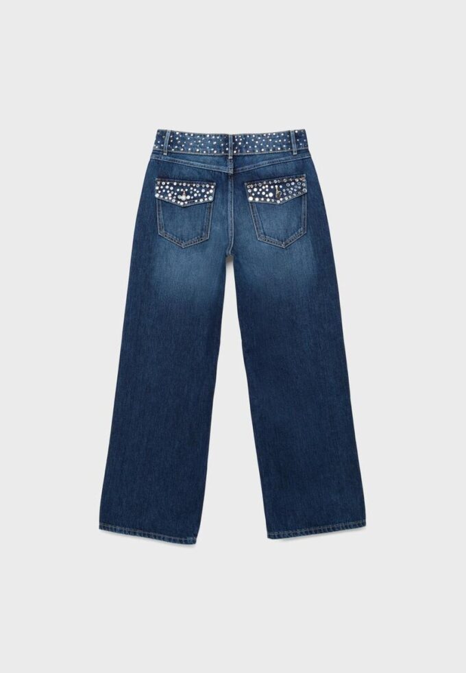 Rette jeans med nittebelte