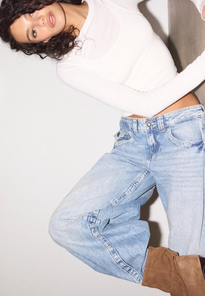 Ribbet langermet T-skjorte