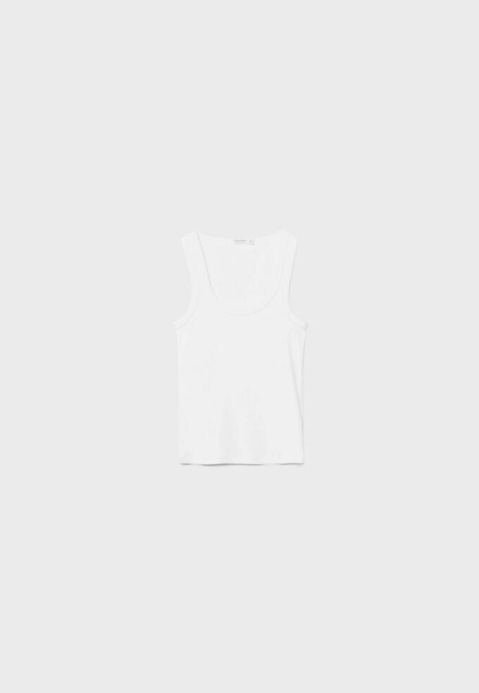 Ribbet T-skjorte med racerrygg