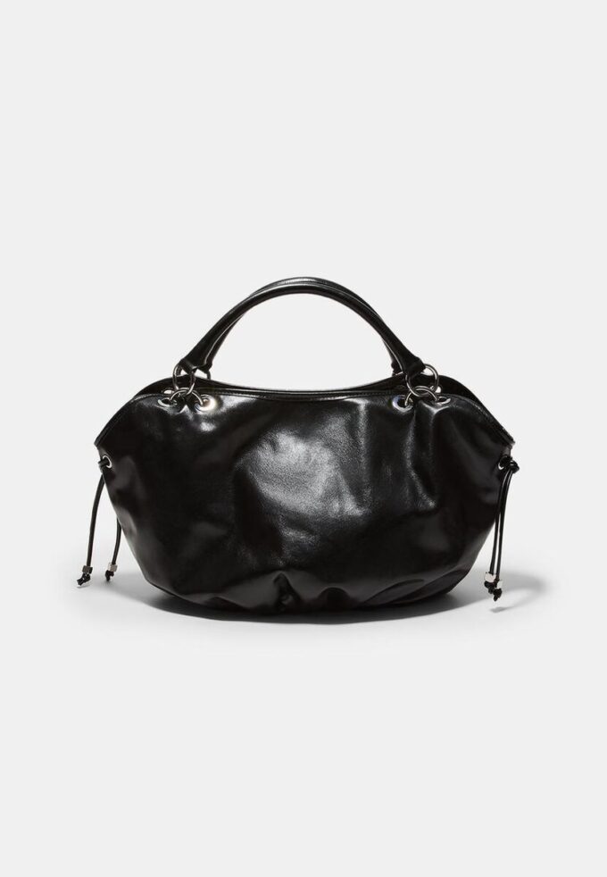 Rund shopperveske med metalldetaljer