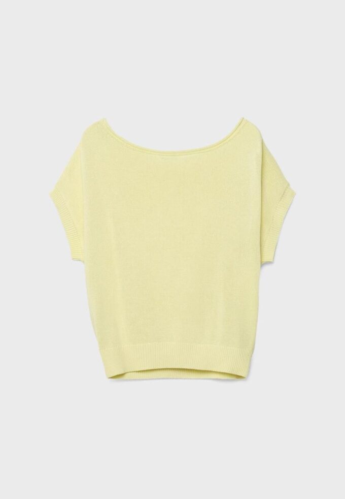 Rustikk strikket topp med båthals