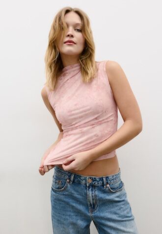 Rynket T-skjorte i tyll