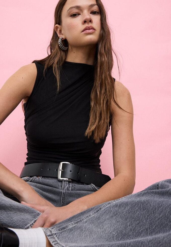 Rynket T-skjorte i tyll