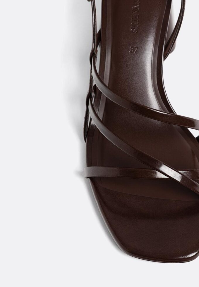 Sandaler med blokkheler