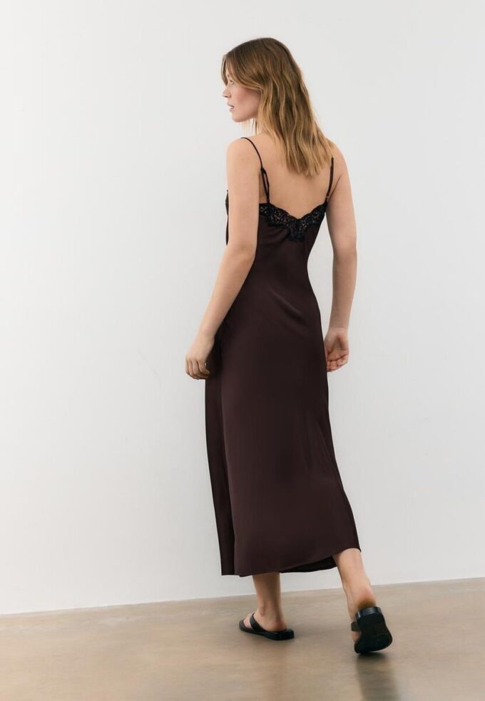 Sateng-camisolekjole