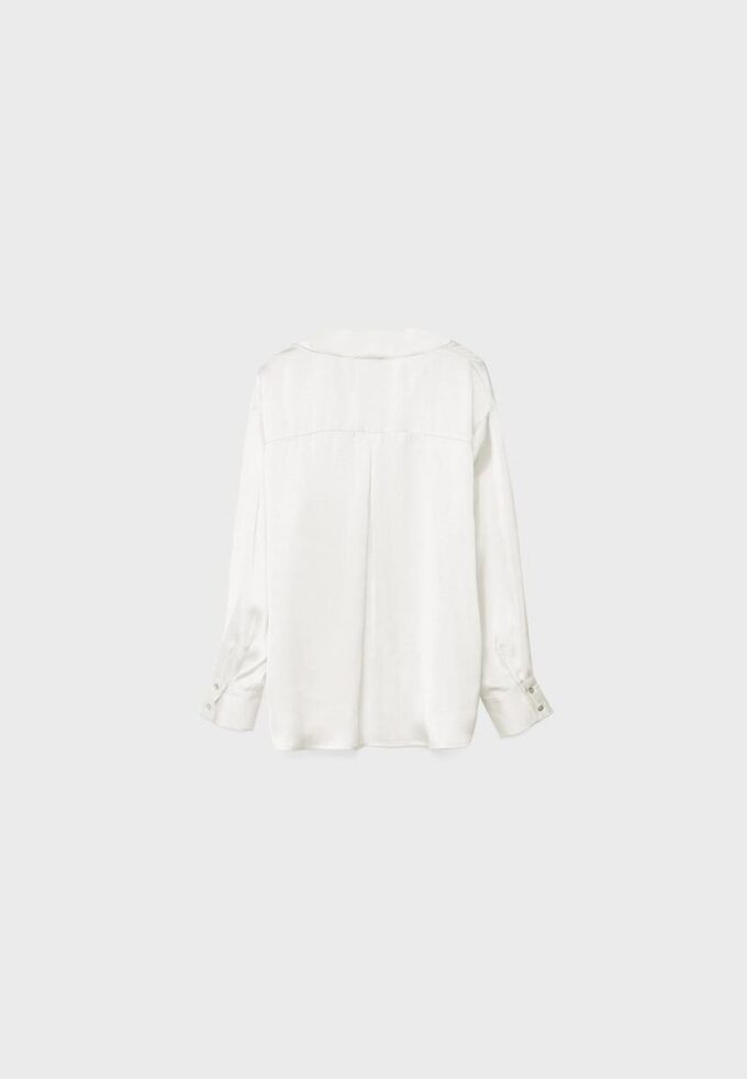 Satin-skjorte med krage