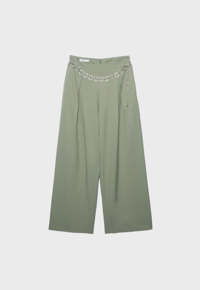 Satinbukser med innsnitt og kjede-belte