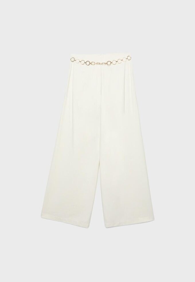 Satinbukser med kjededetaljer