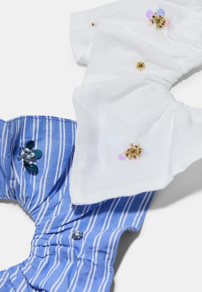 Sett med 2 broderte hårstrikker