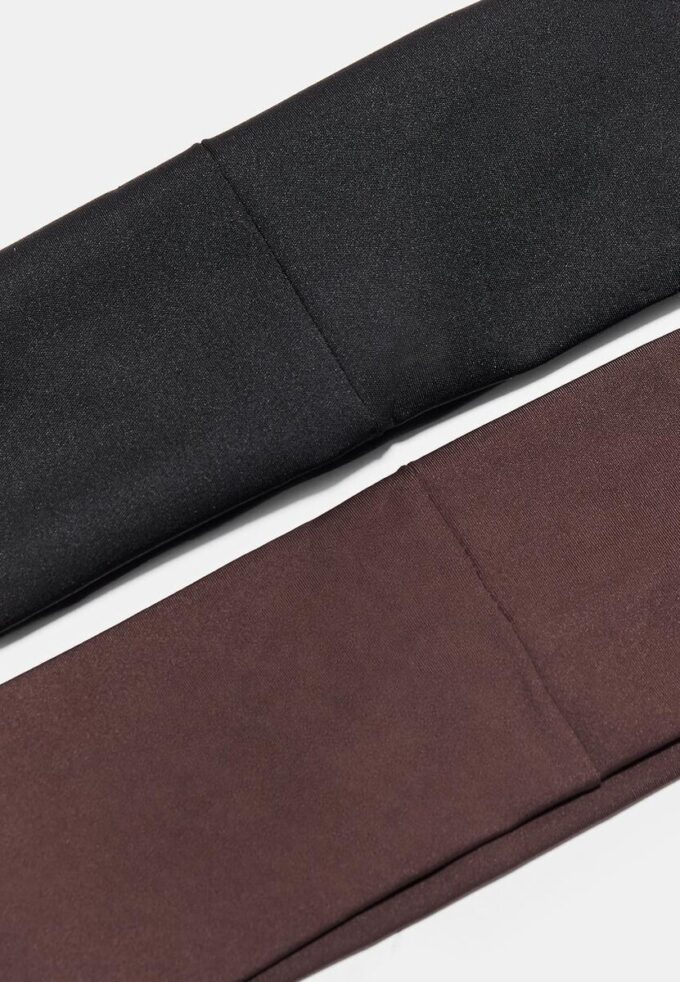 Sett med 2 pelshårbånd med nitter