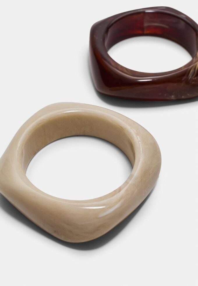 Sett med 2 stive armbånd