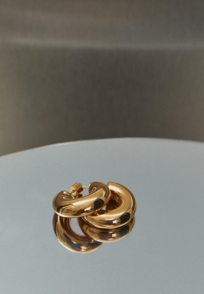 Sett med 2 store, vanntette hoop-øreringer