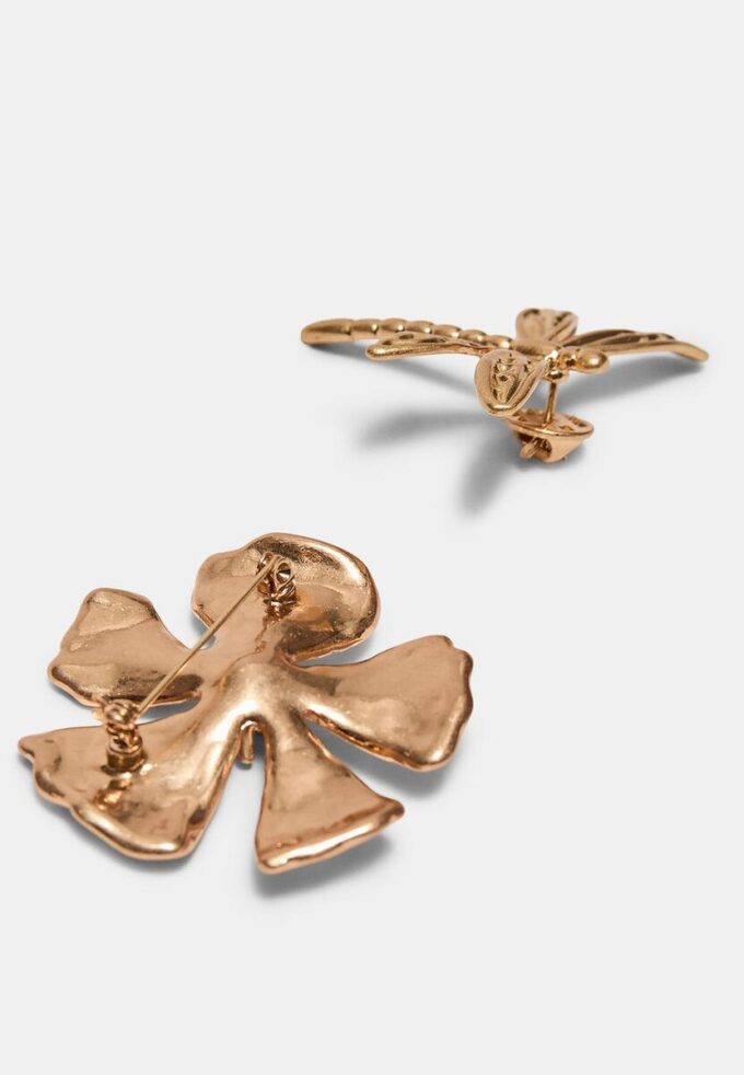 Sett med 2 øyenstikker- og blomsterbrosjer