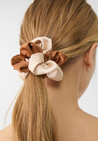 Sett med 3 hårstrikker